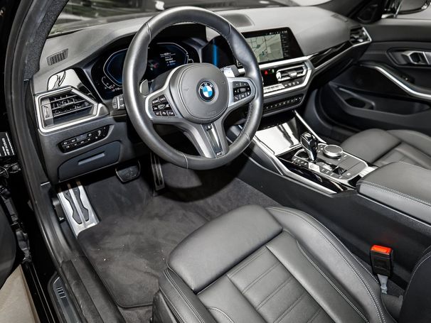 BMW 320 e M Sport 150 kW image number 4