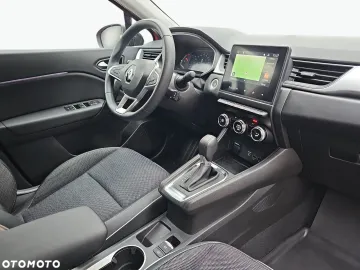 Car image 30