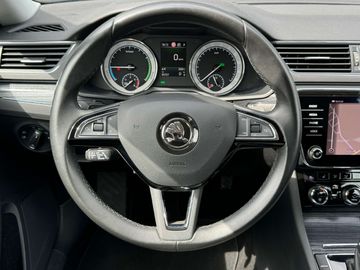 Car image 40