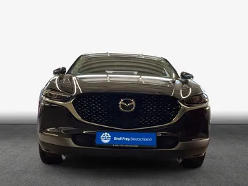 Car image 4