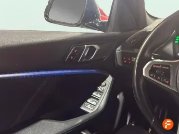 Car image 36