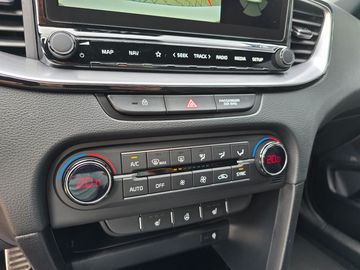 Car image 37