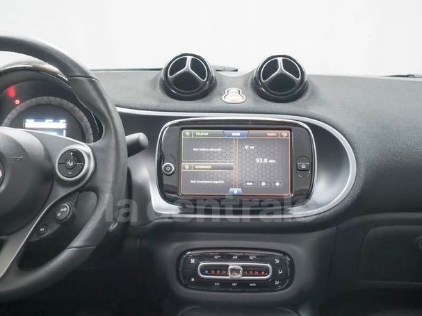 Smart ForTwo cabrio EQ passion 60 kW image number 2