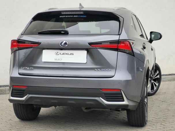 Lexus NX 300 h AWD 145 kW image number 4