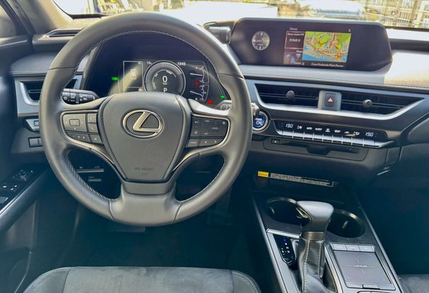 Lexus UX 250h Luxury 135 kW image number 18