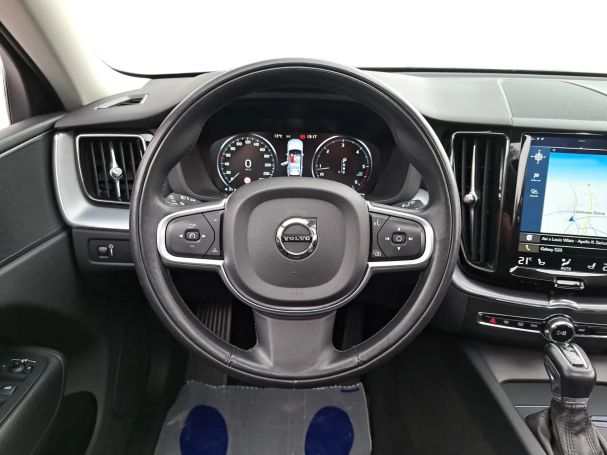 Volvo XC60 D4 AWD Momentum 140 kW image number 20