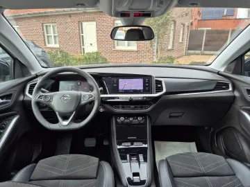 Car image 31