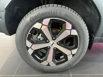 Car image 48