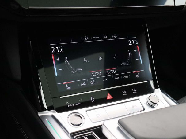 Audi Q8 55 quattro e-tron 300 kW image number 21