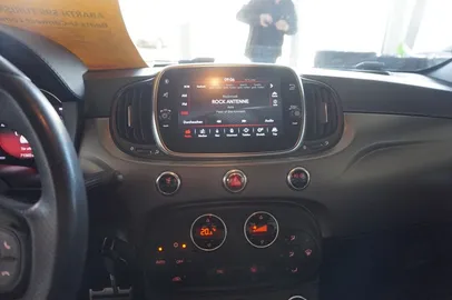Car image 24