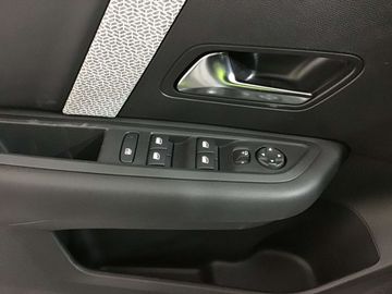 Car image 36