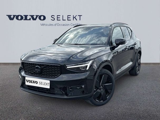 Volvo XC40 Plus 122 kW image number 1