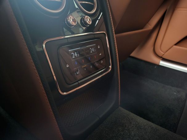 Bentley Flying Spur V8 S 388 kW image number 34