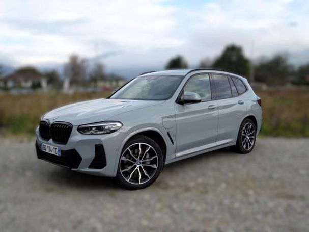 BMW X3 xDrive 137 kW image number 1