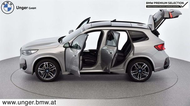 BMW iX1 xDrive30 200 kW image number 22