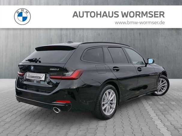 BMW 320d Touring xDrive 140 kW image number 3