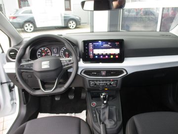 Car image 10