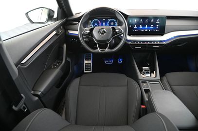 Car image 31