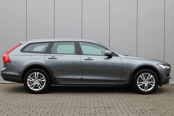 Volvo V90 Cross Country T5 AWD 188 kW image number 2