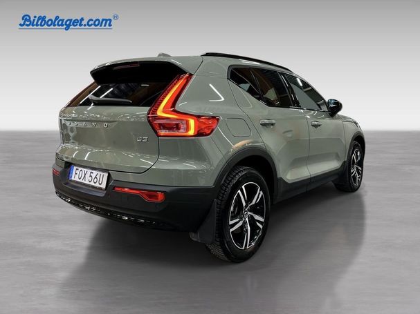 Volvo XC40 B3 Plus Dark 120 kW image number 3