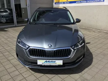 Car image 30