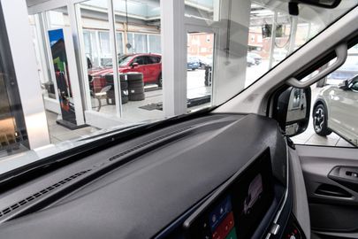 Car image 31