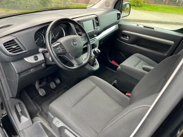 Car image 31