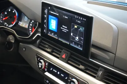 Car image 48
