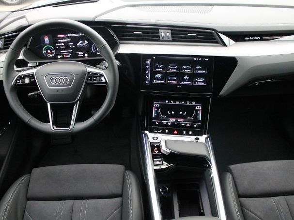 Audi Q8 e-tron 300 kW image number 16