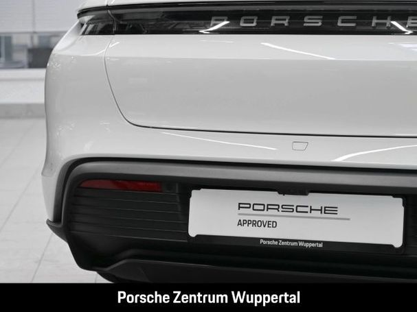 Porsche Taycan 350 kW image number 26