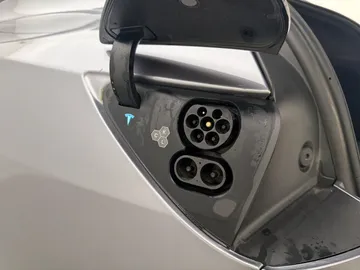 Car image 31
