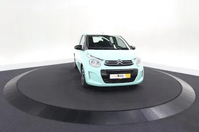 Car image 34