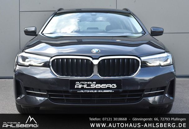 BMW 530d Touring Steptronic xDrive 210 kW image number 2