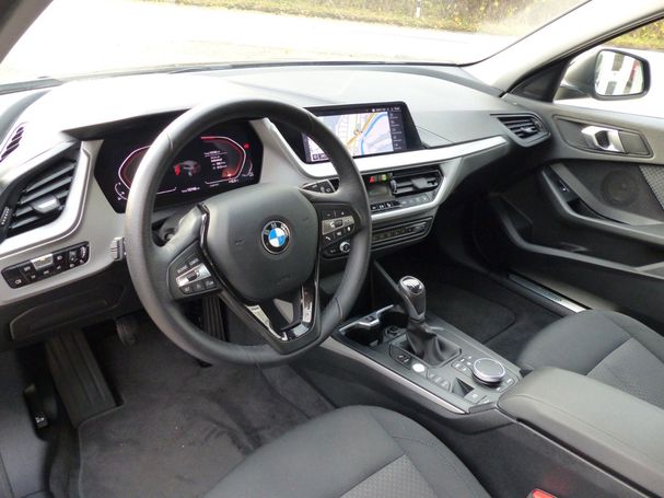 BMW 118i 103 kW image number 10