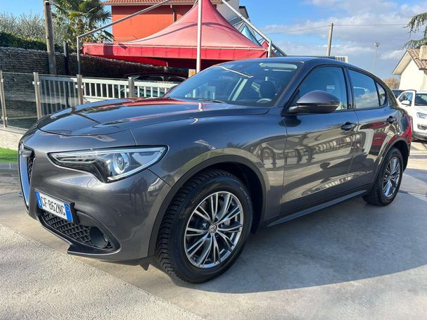 Alfa Romeo Stelvio 2.2 Q4 140 kW image number 1