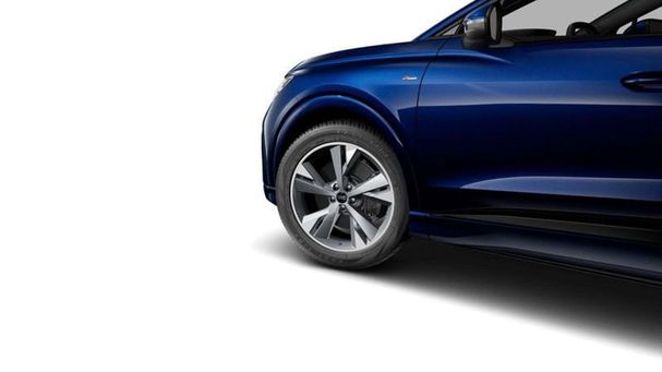 Audi Q4 45 quattro e-tron S-line 195 kW image number 7