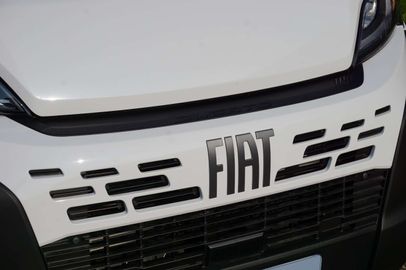 Car image 37