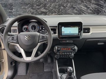 Car image 11