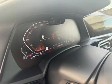 Car image 37