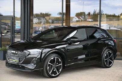 Car image 35