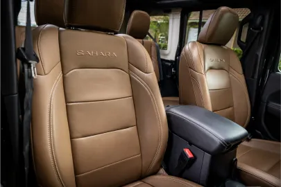 Car image 31