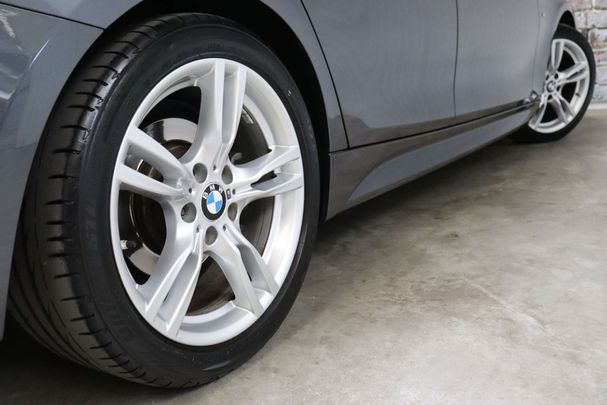 BMW 320i Touring M Sport 135 kW image number 6