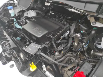 Car image 29