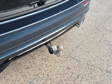 Car image 32