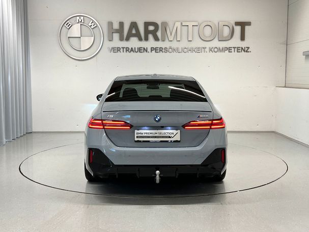 BMW i5 M60 xDrive 442 kW image number 3