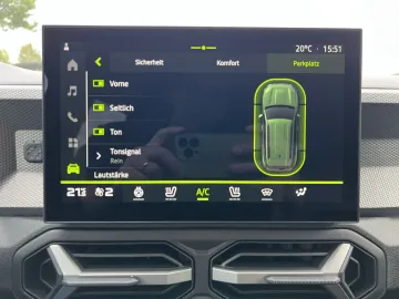 Car image 30