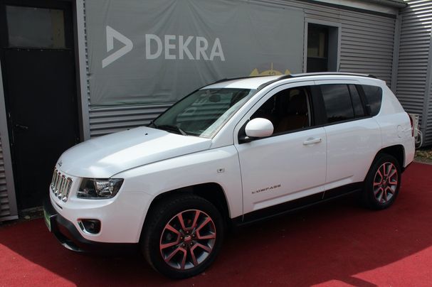 Jeep Compass 4x4 Limited 125 kW image number 9