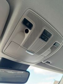 Car image 36