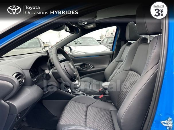 Toyota Yaris Hybrid 85 kW image number 17