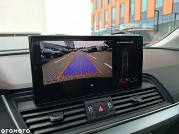 Car image 38